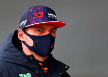 F1, Verstappen: “Futuro in Mercedes? Concentrato sulla Red Bull”