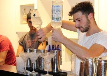 “L’Italia non è un paese per bartender”, una guida interattiva dei Paesi dove questo business è vivo e vegeto, con o senza virus
