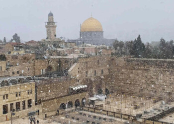 Freddo anomalo tra Africa e Medio Oriente: NEVE fin su Gerusalemme, video