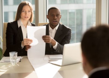 Il profitto di Hays cala del 78% gravato da commissioni e calo fatturato causa COVID-19 nell’H1