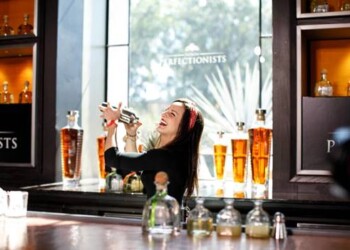 La bartender siciliana Chiara Mascellaro partecipa con il suo cocktail “Rosalia” alla “sfida” lanciata dalla Difford’s Guide per la ricerca il Margarita dell’anno