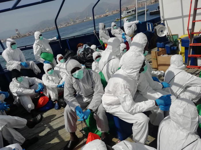In Italia 500mila invisibili fuori da Piano vaccini