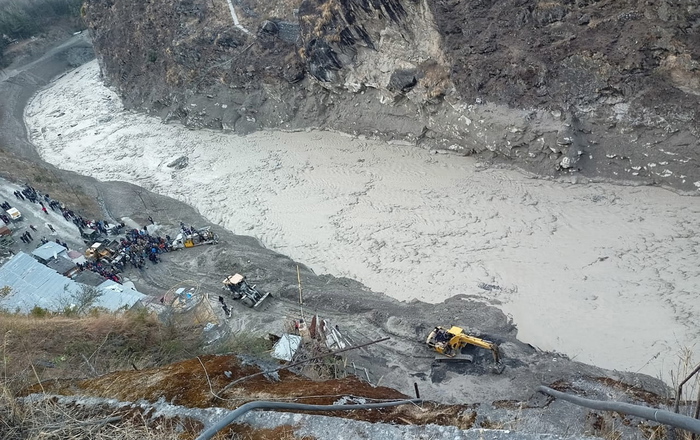 India: 7 i morti accertati finora nel crollo del ghiacciaio