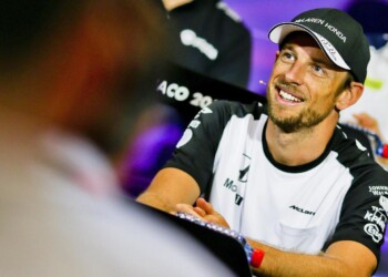 Jenson Button: “Il futuro della Formula 1 è l’elettricità”