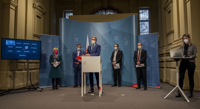 Kompatscher, ora sforzo di tutti altrimenti lockdown inutile