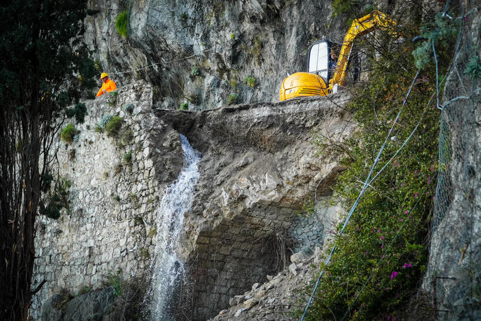 Maltempo: frana su statale 12, Abetone isolato lato Toscana