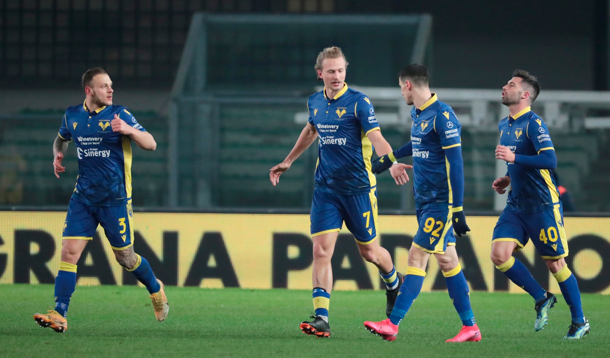 Barak, gol storico per la vittoria del Verona sul Parma