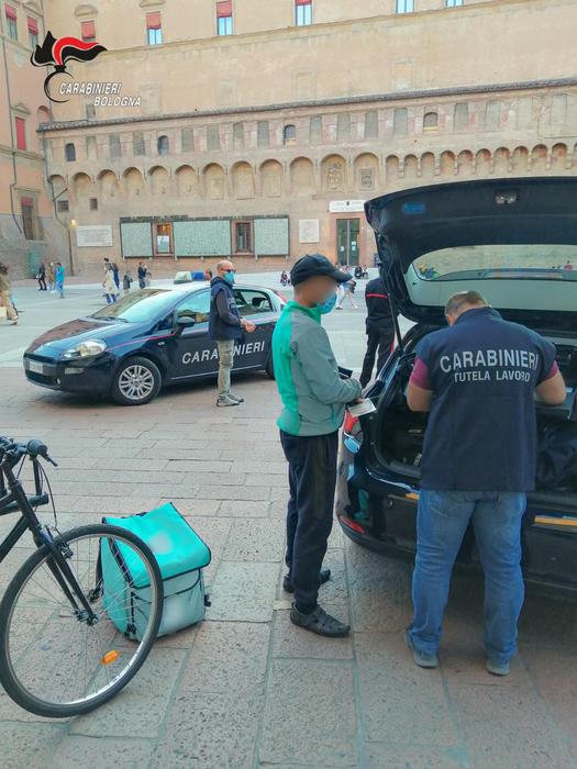 Rider: ammende per 733 Mln a società