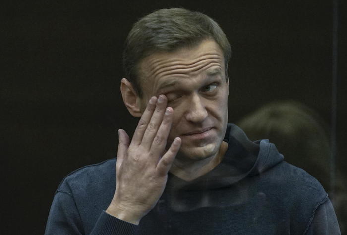 Ridotta pena a Navalny a 2 anni e 5 mesi