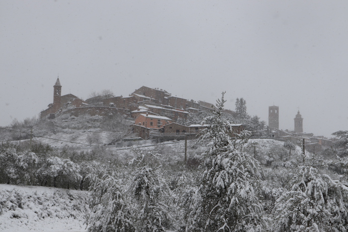Risveglio sotto la neve per gran parte Umbria