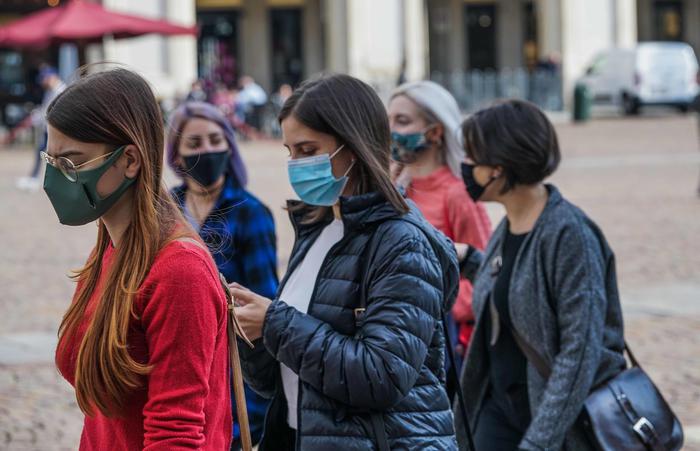 Rt nazionale sale a 0,95, in nove regioni sopra 1