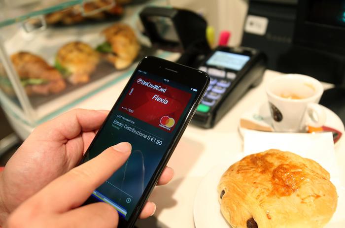 Sblocco impronte potrebbe tornare su iPhone, per mascherina