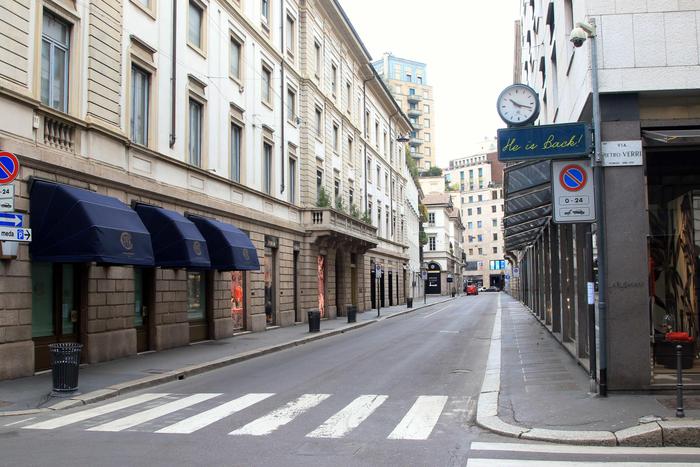 Sequestrati tre immobili lusso a Milano