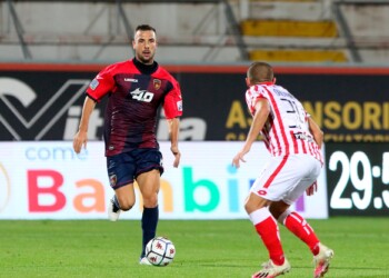 Serie B Cosenza, ufficiale il rinnovo di Tiritiello