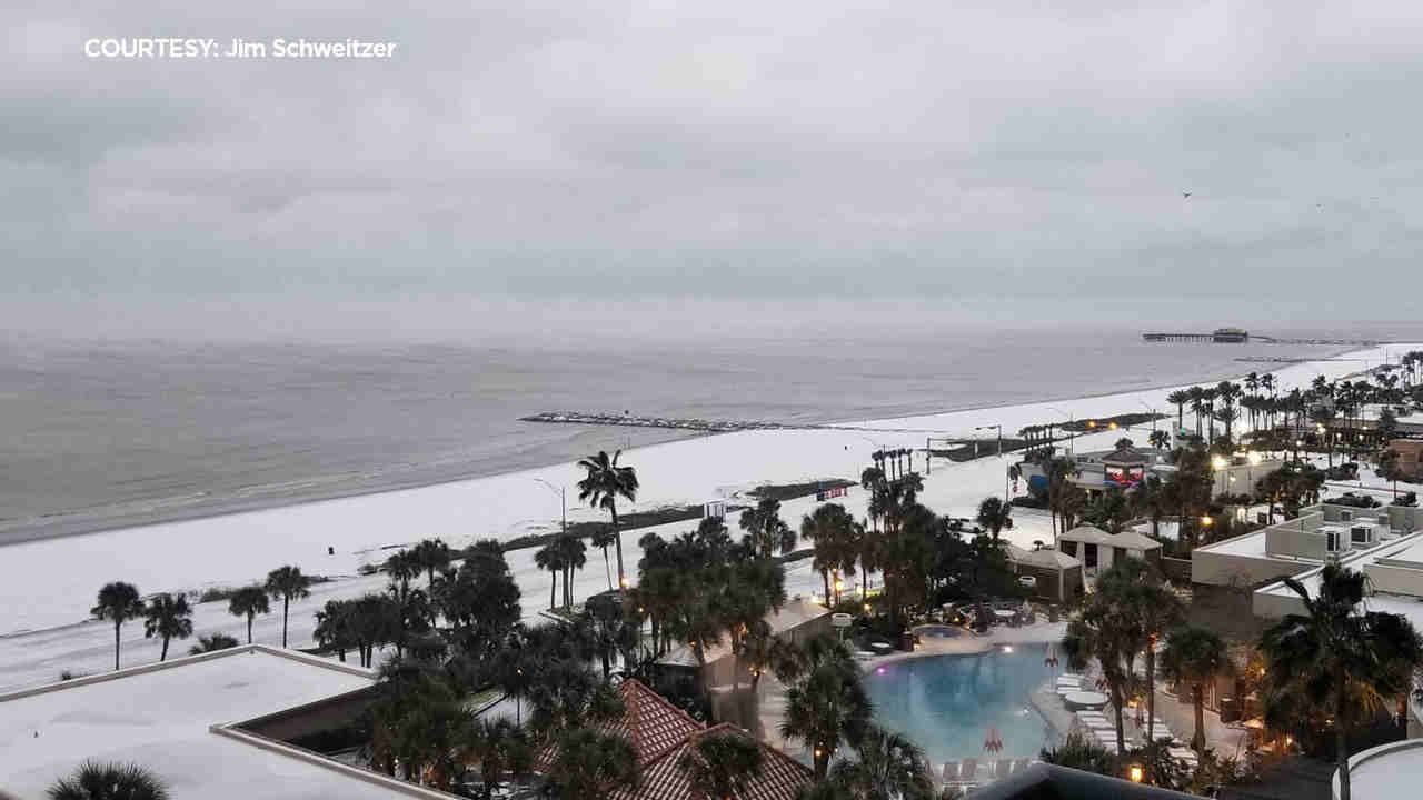 La neve sulla costa del Golfo, in Texas