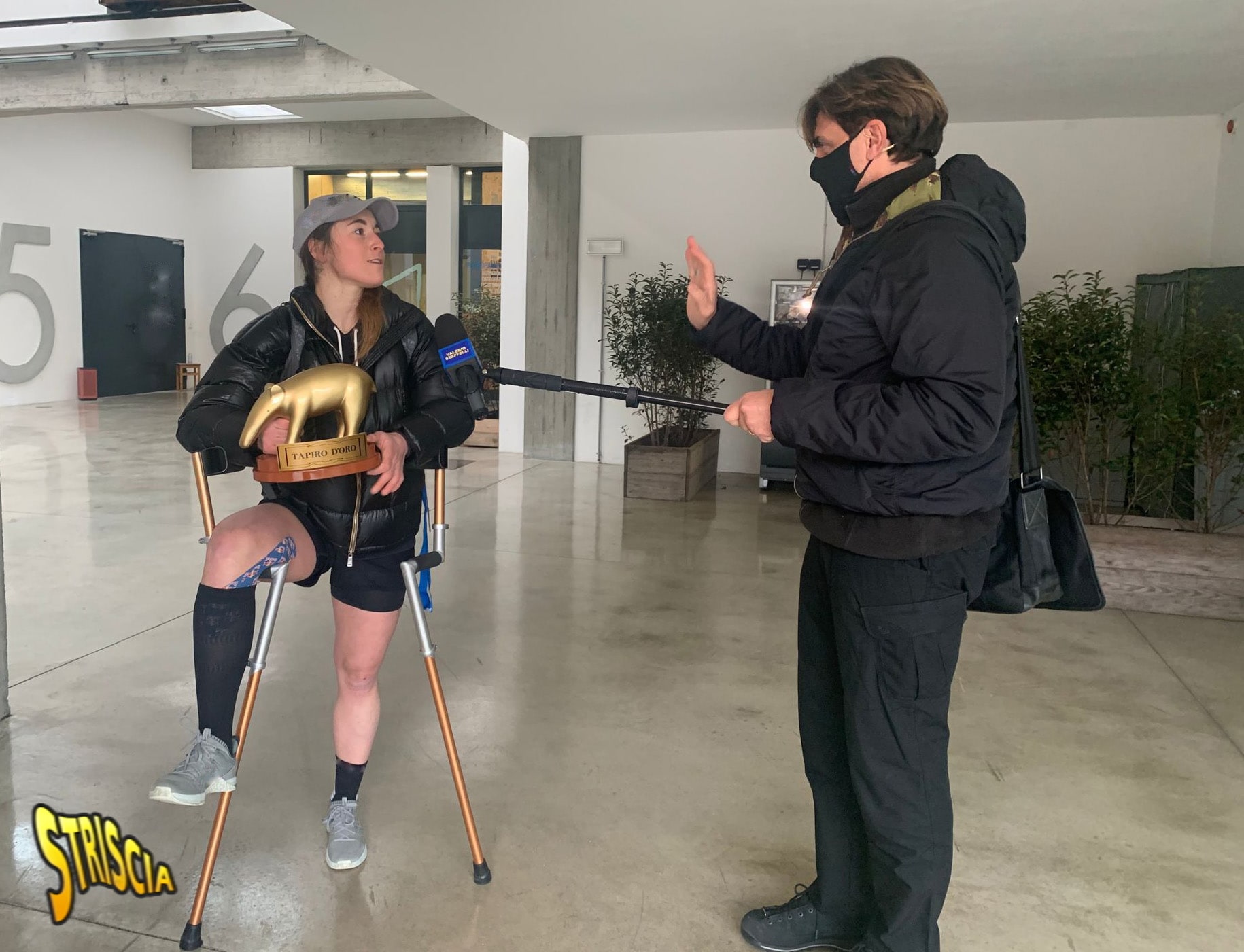 Tapiro a Sofia Goggia: “Sarà l’unico oro che vincerò quest’anno”