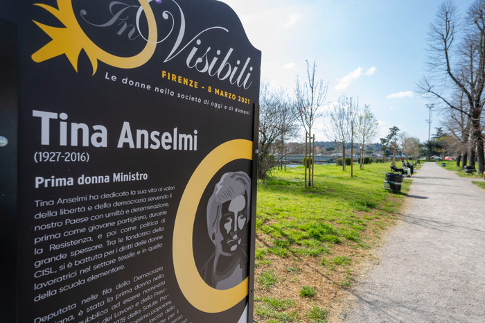 8 marzo, a Firenze giardino Tina Anselmi su lungarno