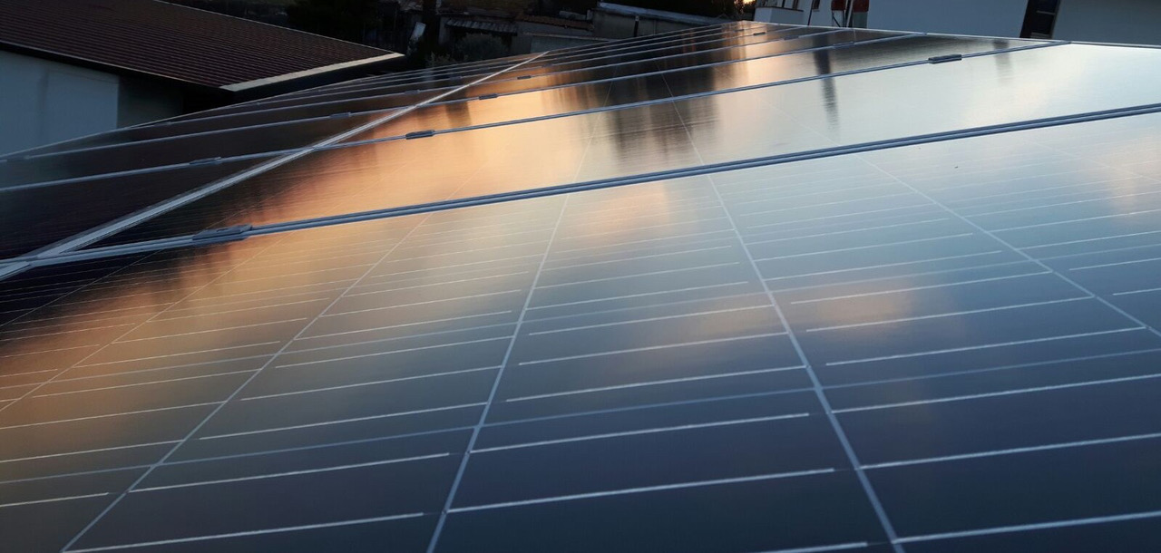 Peperoncino e magnesio: il mondo del fotovoltaico evolve con l’aiuto della natura