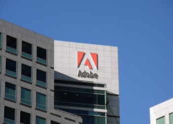 Adobe supera le stime di Wall Street nel Q1 fiscale