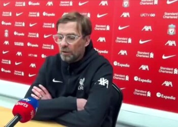 Carragher attacca il Liverpool dopo l’ennesimo ko: “Mentalità da nani”