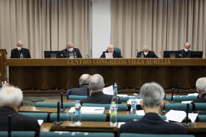 Cei: pandemia ha fatto esplodere ‘faglie sociali’