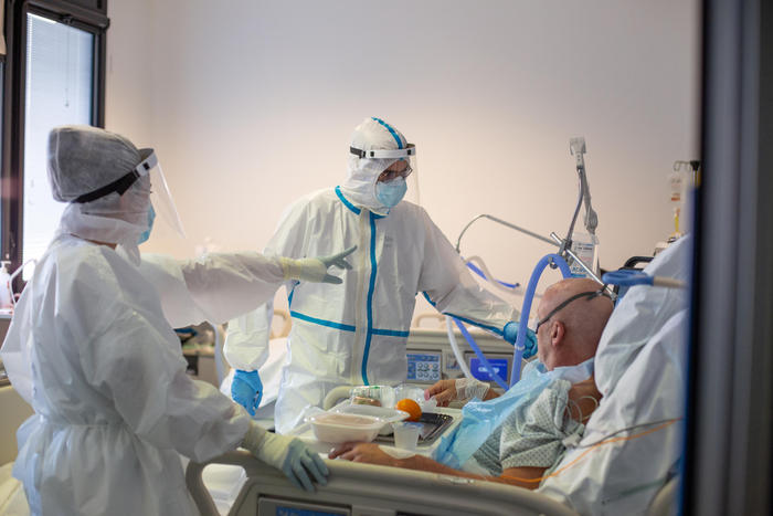 Covid: Ausl Bologna, mille ricoverati, numeri mai visti