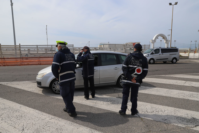 Covid: nel weekend aumentano i sanzionati, oltre 6mila