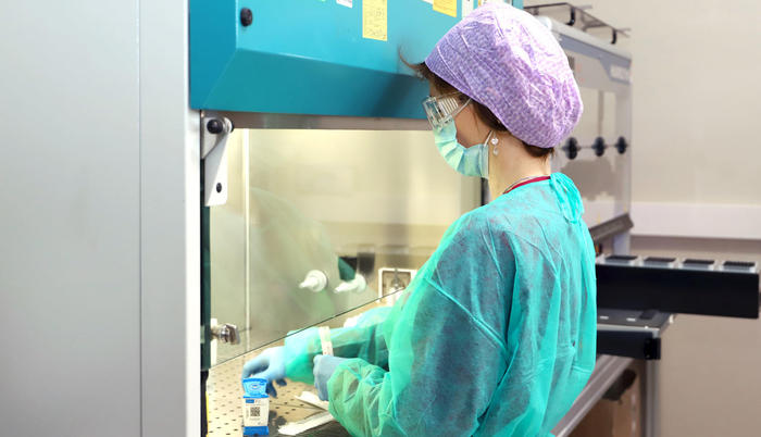 Covid: salgono ancora i positivi, sono 22.865. vittime 339