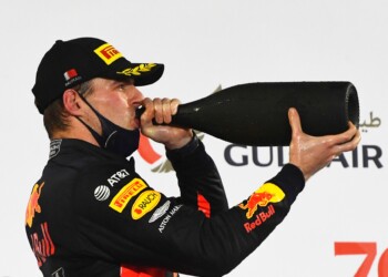 F1: lo spumante Ferrari sul podio per i prossimi tre anni