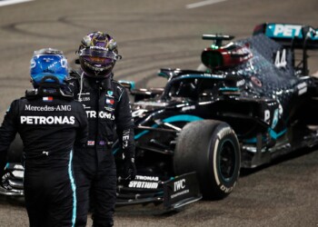 F1, Mercedes ai propri tifosi: “Grati del vostro supporto”