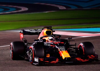 F1, Vettel: “Fiducia nella Mercedes, ci sarà permesso di batterli”