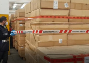GORIZIA, GUARDIA DI FINANZA SEQUESTRA IN TUTTA ITALIA OLTRE 60 MILIONI DI MASCHERINE PERICOLOSE PER LA SALUTE