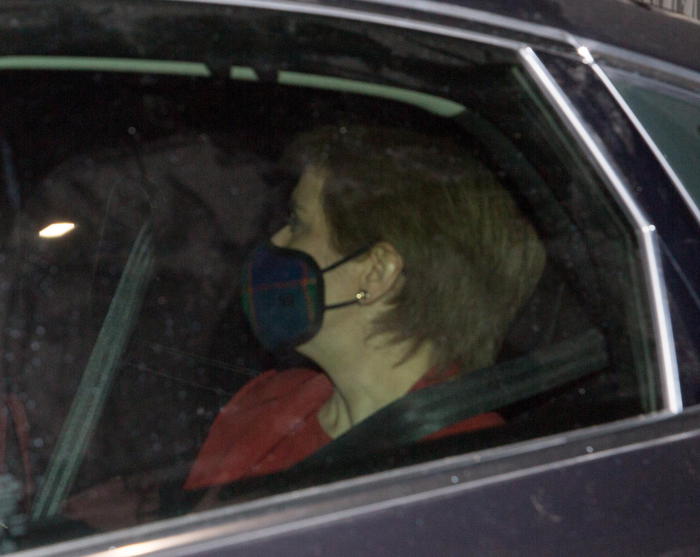 Gb: Scozia, Sturgeon traballa, salgono richieste dimissioni