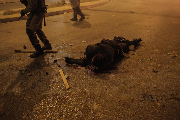 Grecia: preso uomo che ha dato via a pestaggio poliziotto