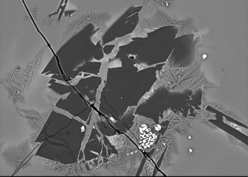 Eruzioni esplosive: ecco come si rompe il magma