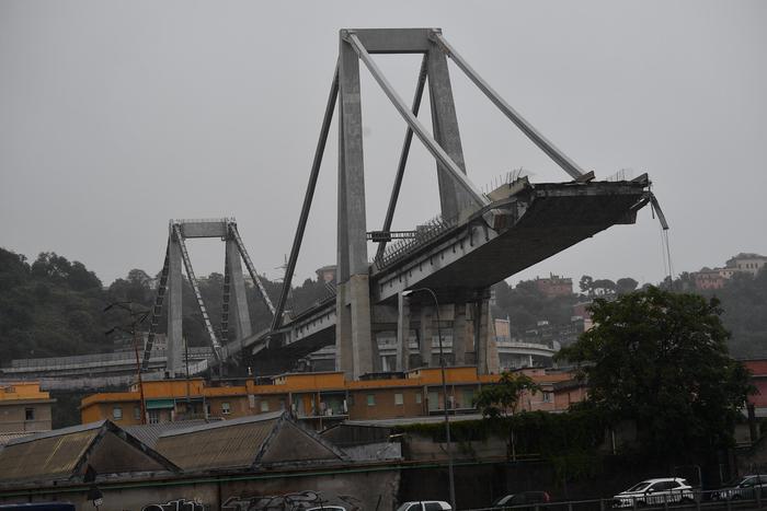 In un video lo stato di usura di una pila del Ponte Morandi a Genova