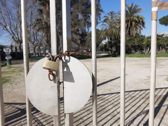 Napoli:lungomare deserto nel primo giorno ‘rossa rafforzata’