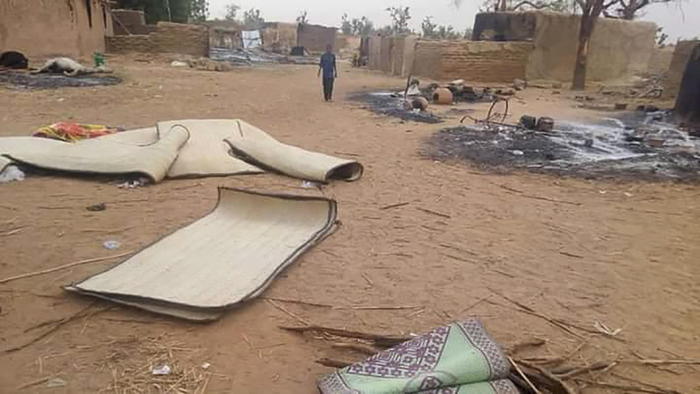 Niger: massacro jihadista, uccise 137 persone