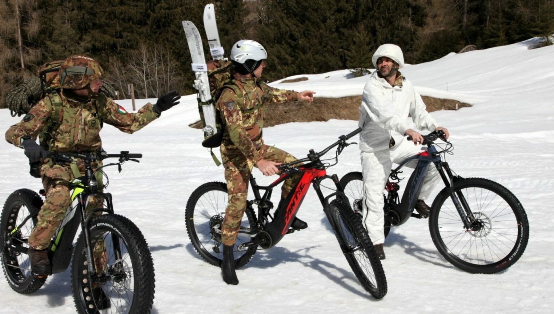 Rivoluzione alpini, arrivano le e-bike al posto dei muli