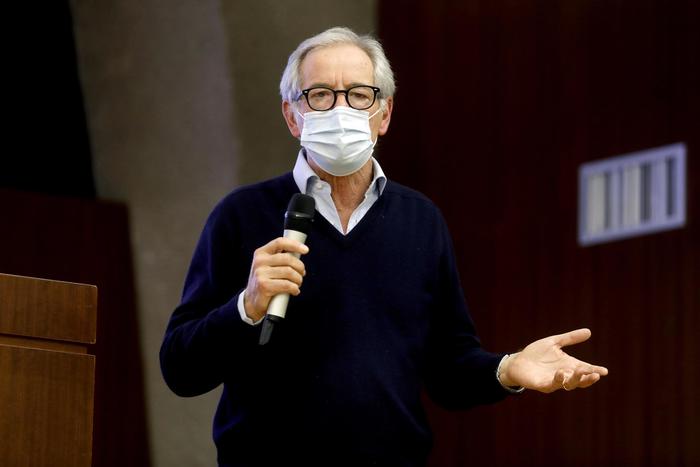 Roma: Bertolaso, non mi candiderò a sindaco