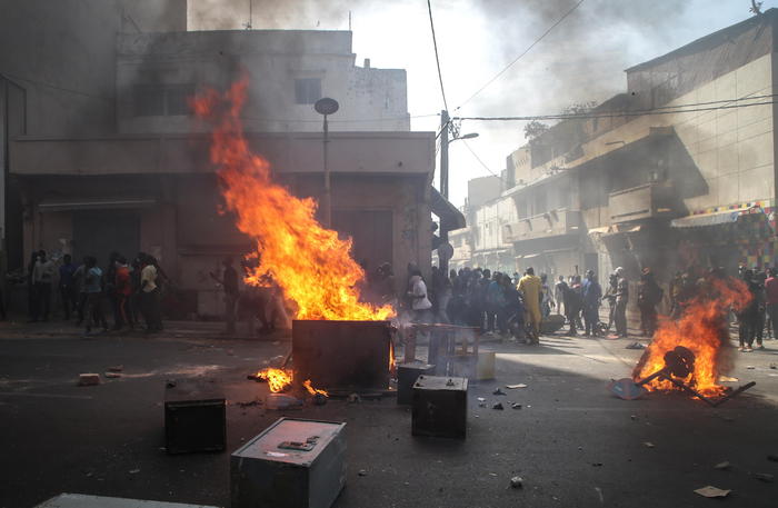 Senegal: un adolescente è la quinta vittima dei disordini