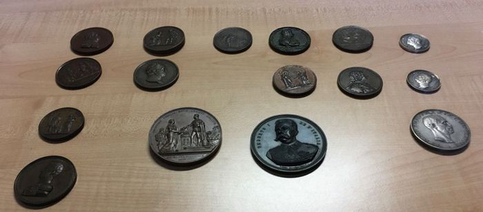 Sequestrate monete antiche al confine con la Svizzera