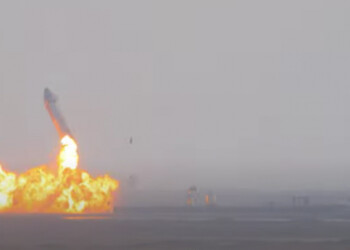 Space X finisce male, atterra ed esplode. Non c’è due senza tre