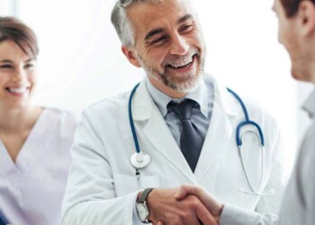 piattaforma che aggrega visite specialistiche private nel comune di Milano consentendo agli utenti di consultare, in un’unica interfaccia, centinaia di prestazioni prenotabili direttamente online.