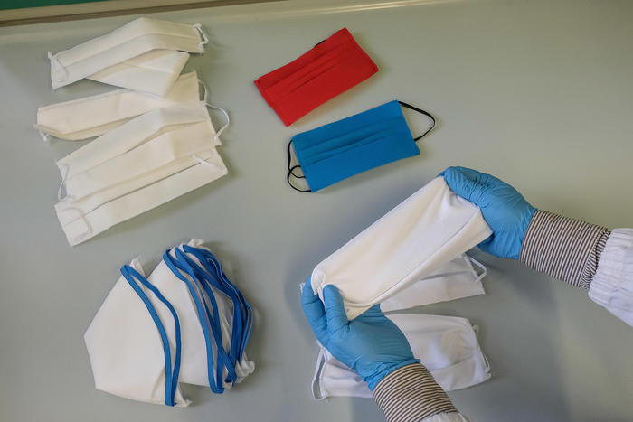 Truffa fornitura mascherine e camici, sei arresti a Taranto