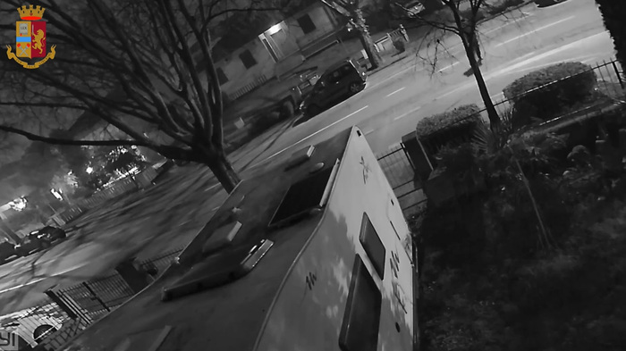 Uccisa a Faenza: i ganci della porta ‘svelano’ il piano