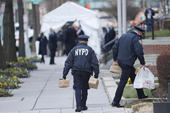 Usa:De Blasio lancia la riforma della polizia,basta razzismo