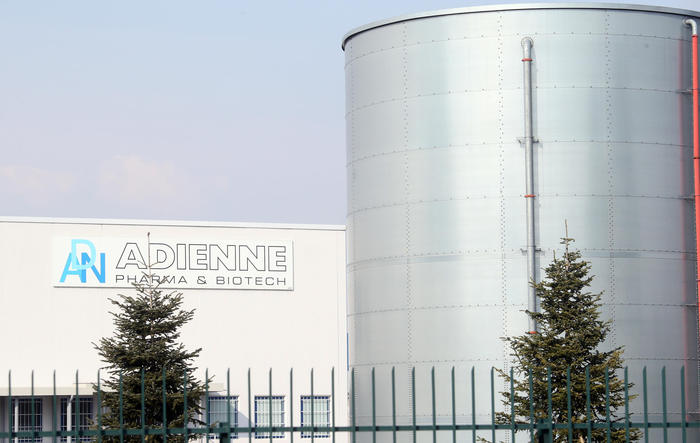 Vaccini, da luglio produrrà lo Sputnik nella sede in Brianza