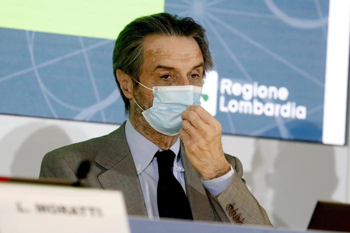 Vaccini: Fontana cambia vertici società Aria