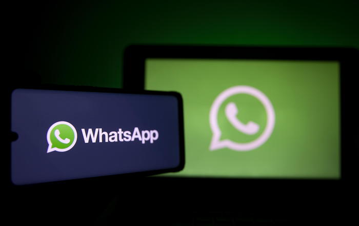 WhatsApp, Instagram e Facebook stanno tornando a normalità